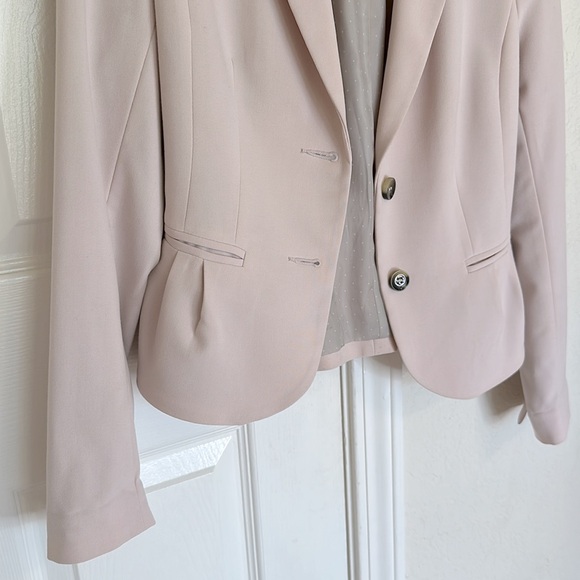 HM Jacket - Picture 6 of 12